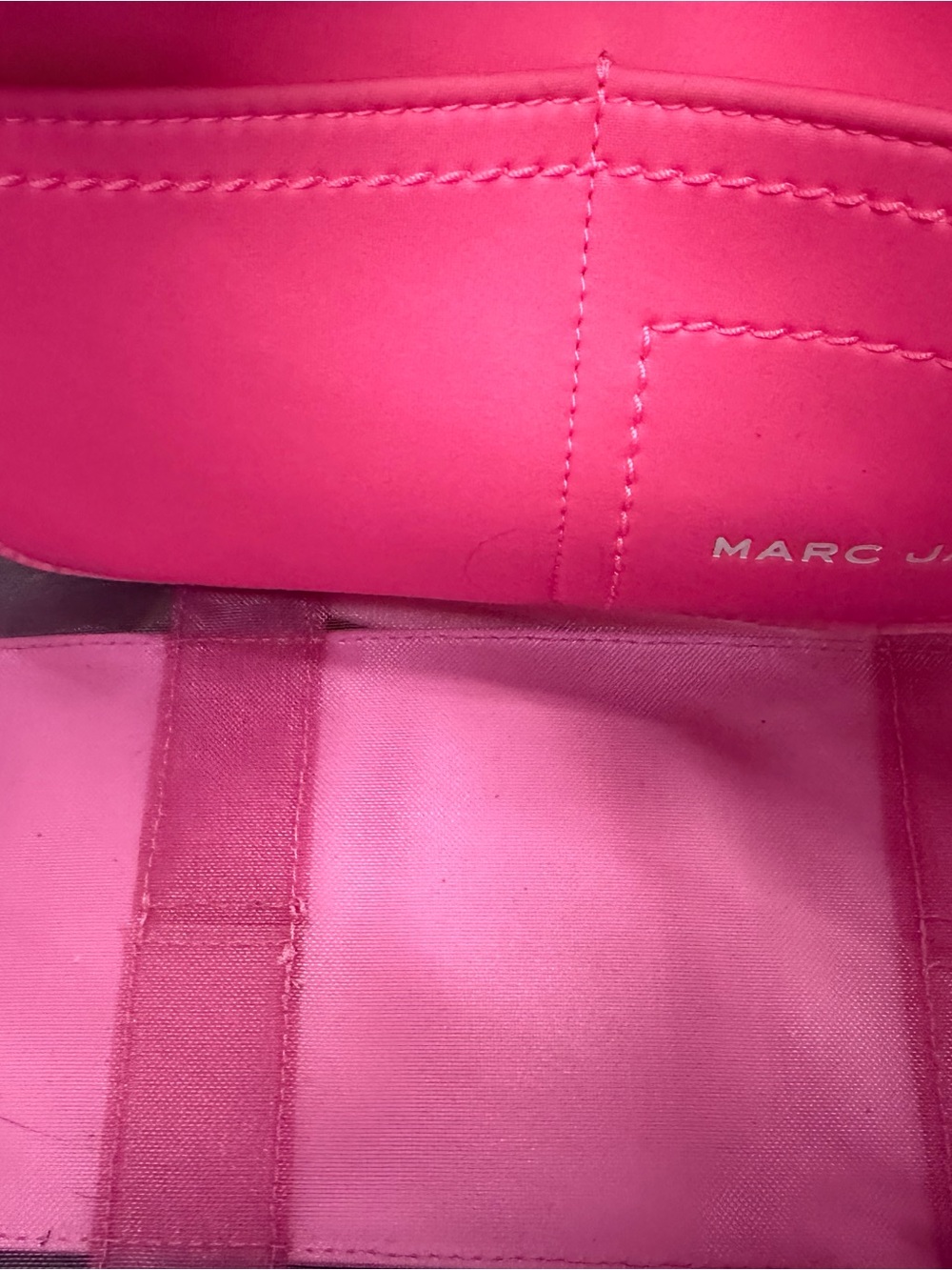 Marc Jacobs Pink The Tote Bag - Clear Mesh with Strawbery Charm - Picture 2 of 5